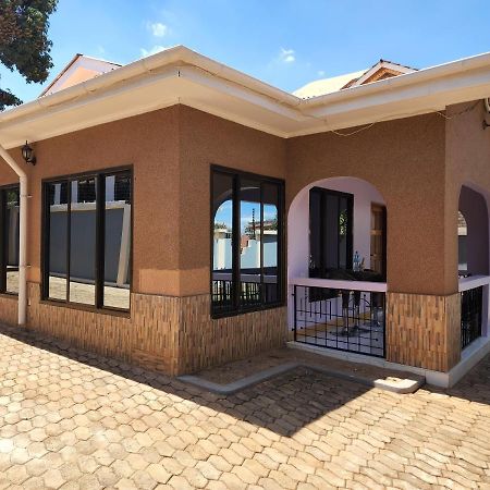 موشي Abby'S Homestay المظهر الخارجي الصورة
